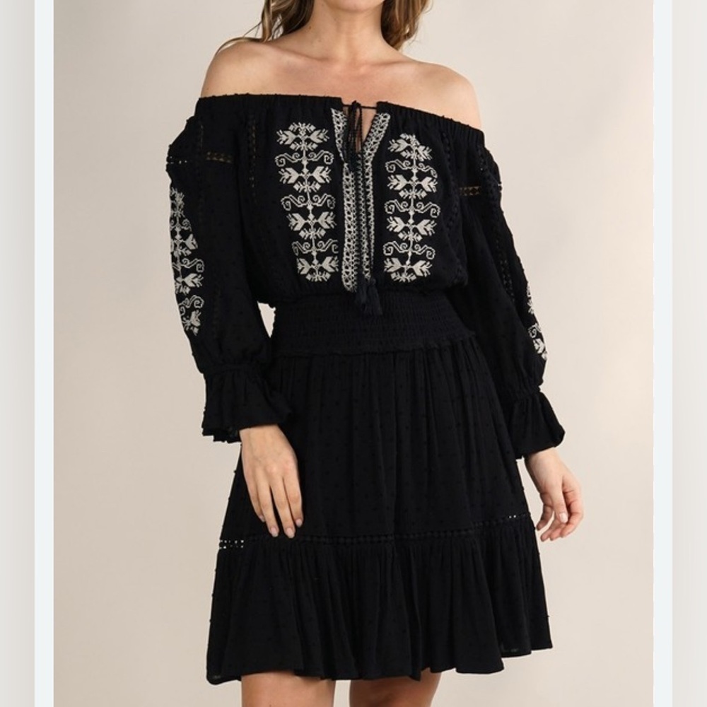 LOVESTITCH Elegant Black Embroidered Off-Shoulder Dress - S